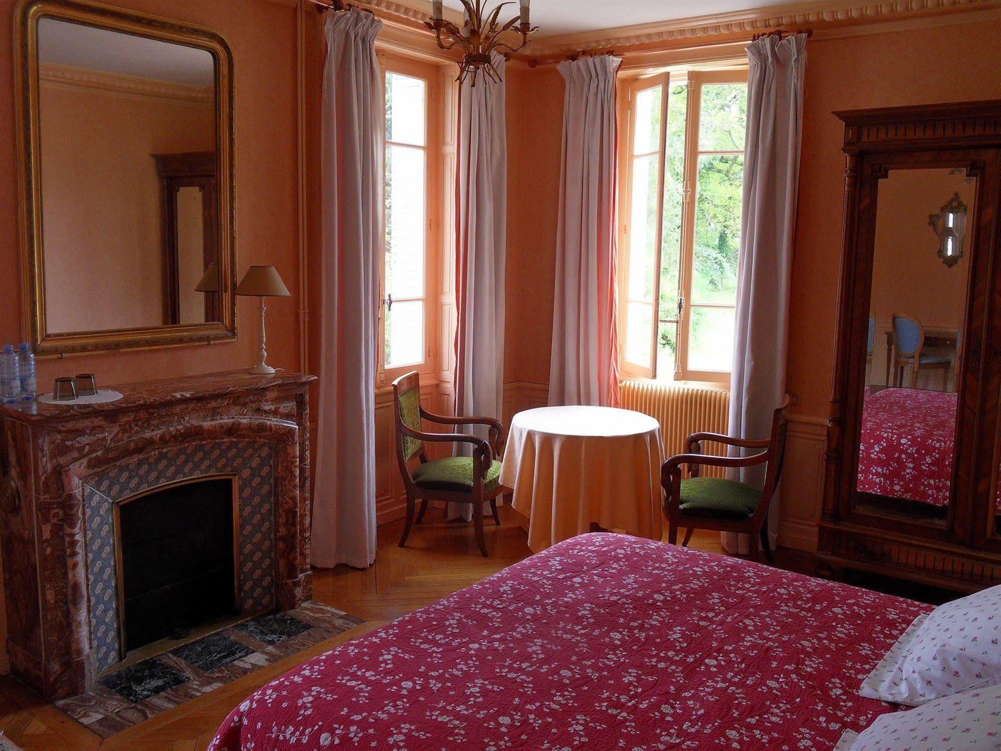 Chateau De La Motte Noailly Eksteriør billede